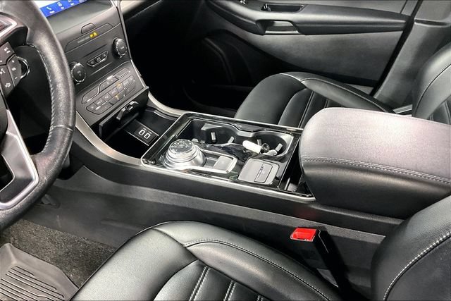 Used 2020 Ford Edge SEL w/ Convenience Package FWD image 17