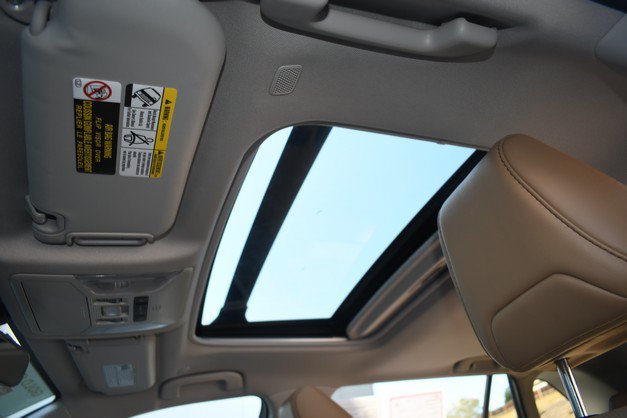 Certified 2023 Toyota RAV4 Limited w/ Limited Grade Weather Package AWD/4WD image 19