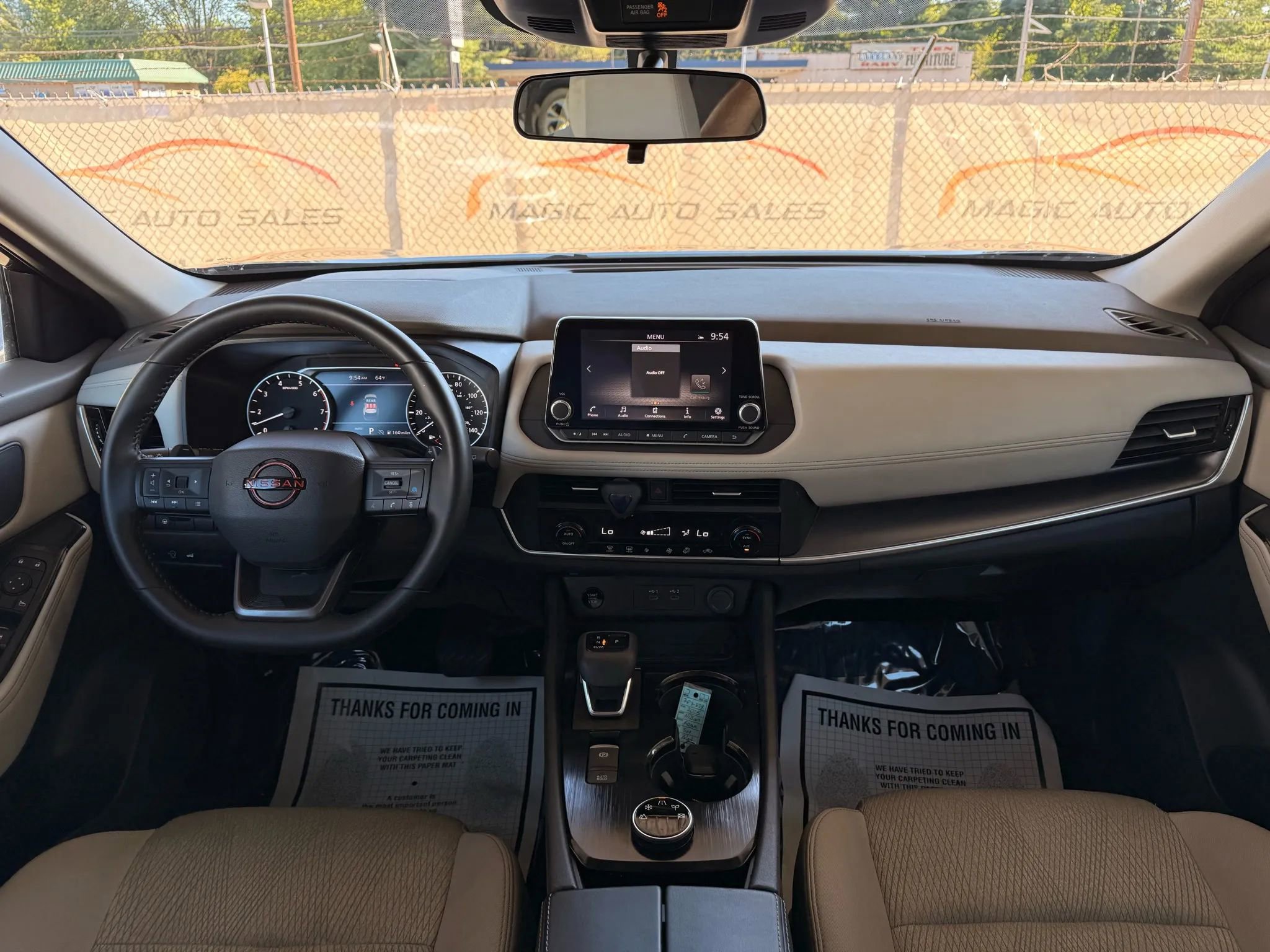 Used 2025 Nissan Rogue SV image 27