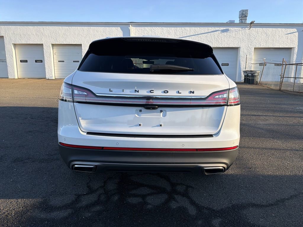 Certified 2022 Lincoln Nautilus Black Label image 4