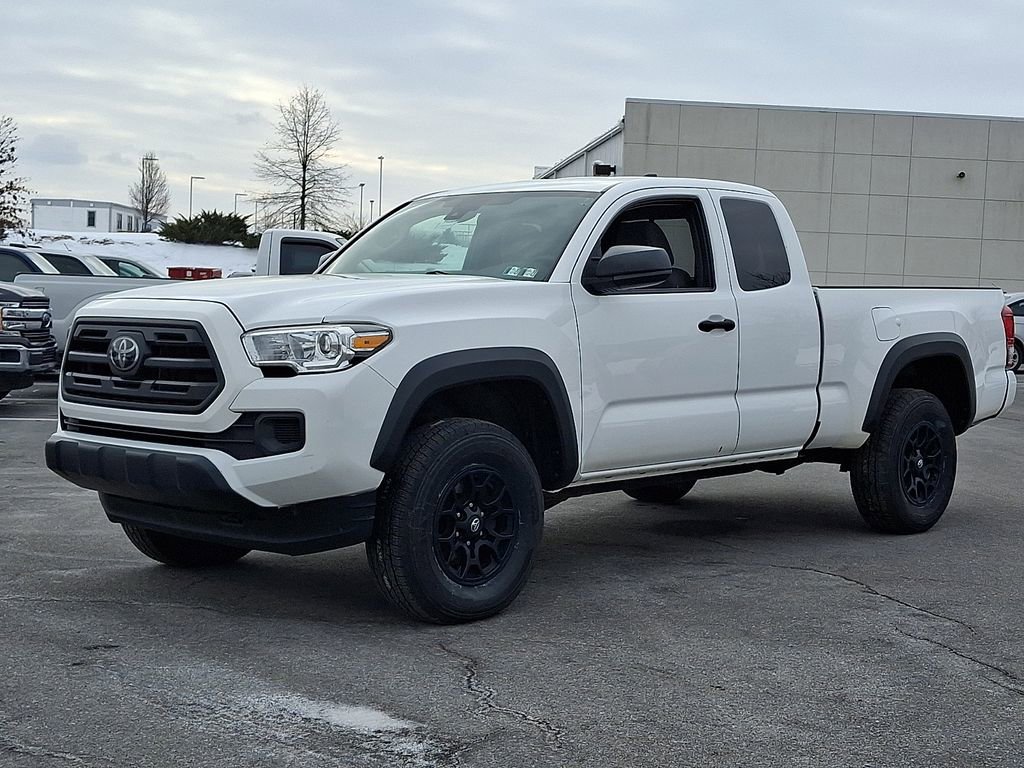 Used 2019 Toyota Tacoma SR w/ SX Package image 5