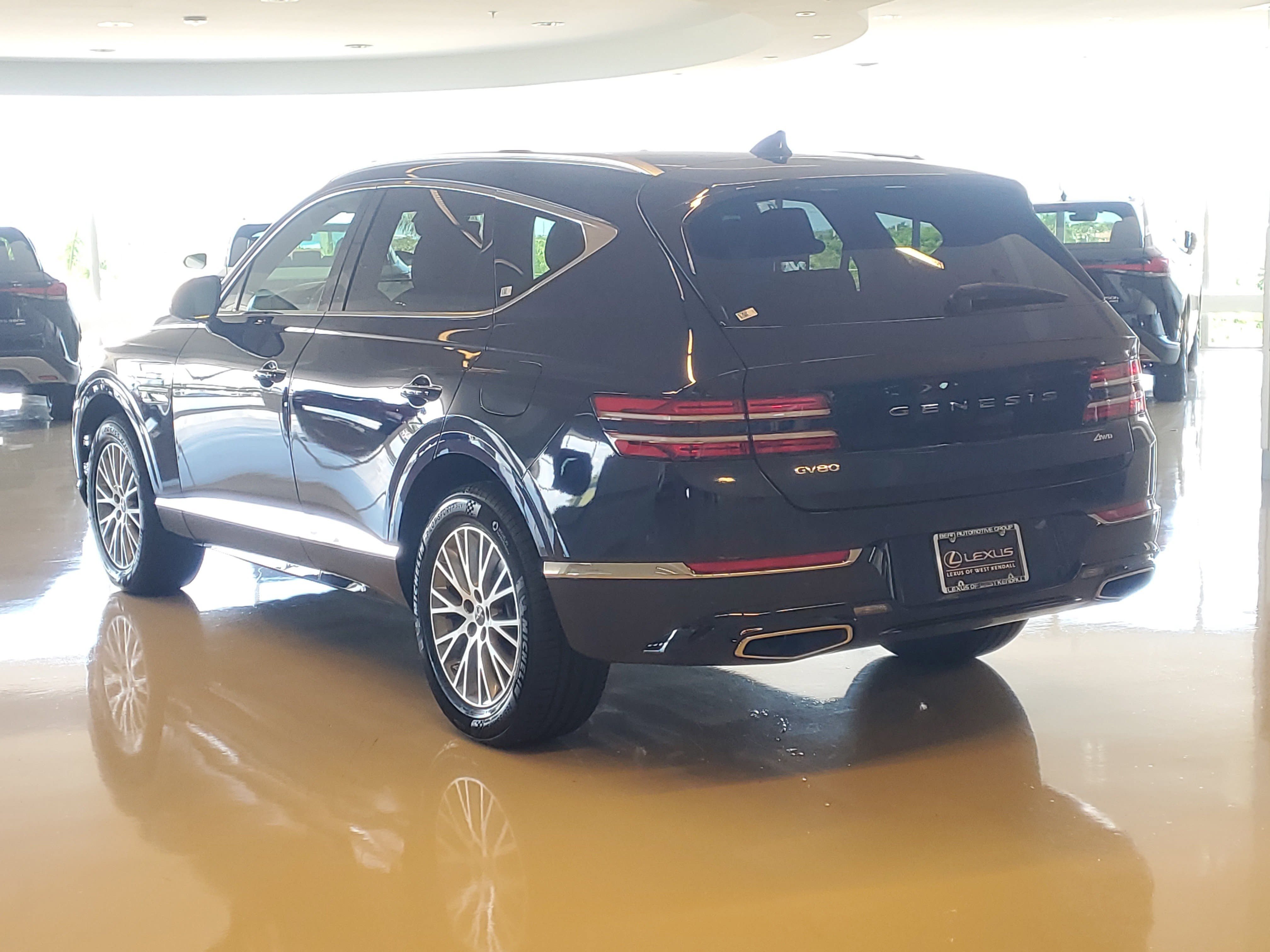 Used 2024 Genesis GV80 2.5T AWD/4WD image 8