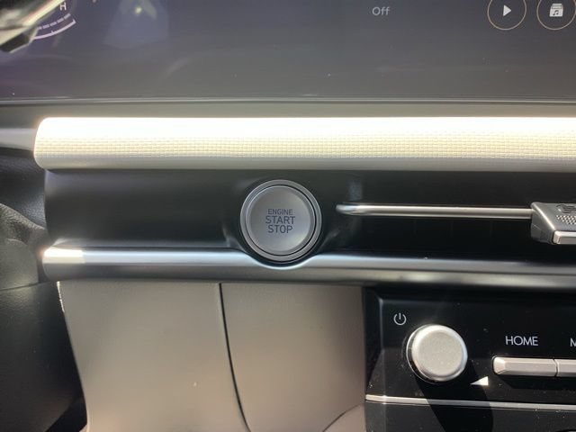 Certified 2025 Hyundai Tucson SE FWD image 34