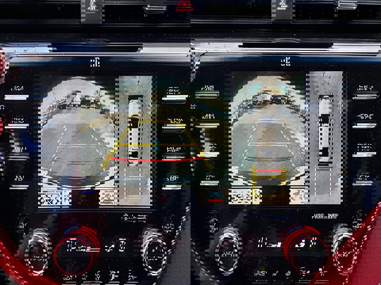 Used 2020 Toyota Camry XSE image 33