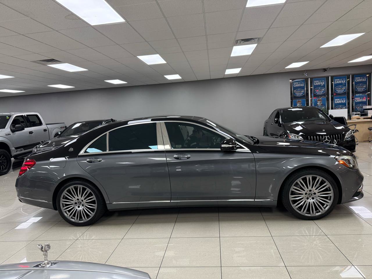 Used 2018 Mercedes-Benz S 450 Sedan image 5