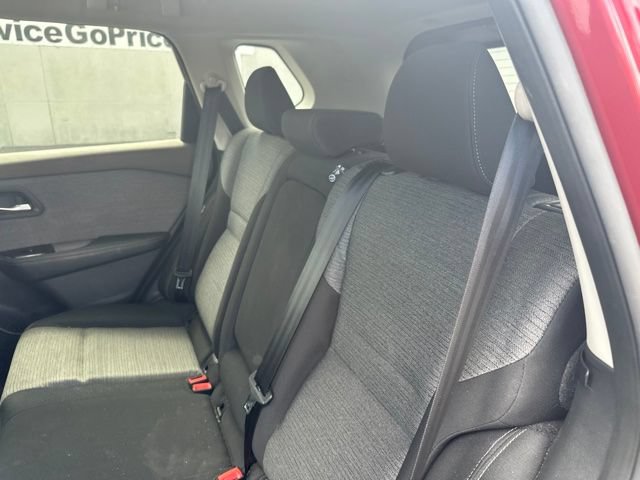 Used 2023 Nissan Rogue SV AWD/4WD image 16