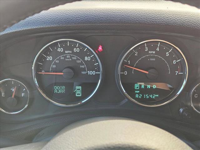 Used 2015 Jeep Wrangler Unlimited Sahara image 16