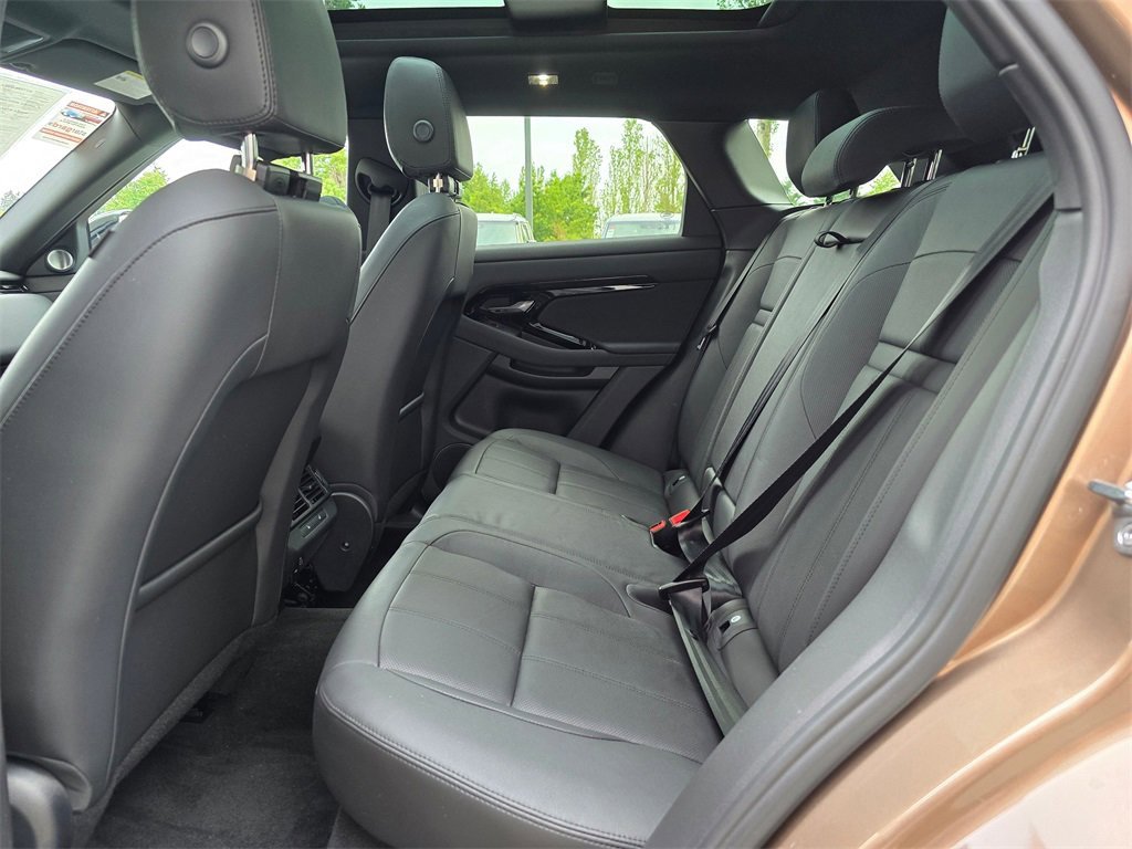 Used 2024 Land Rover Range Rover Evoque Dynamic SE image 26