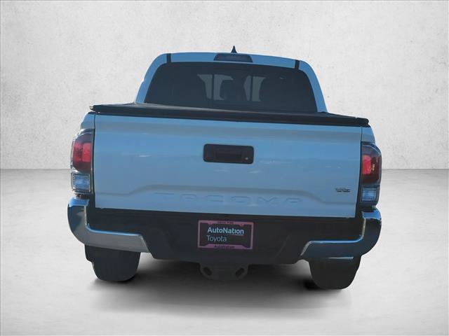 Used 2022 Toyota Tacoma TRD Off-Road AWD/4WD image 7