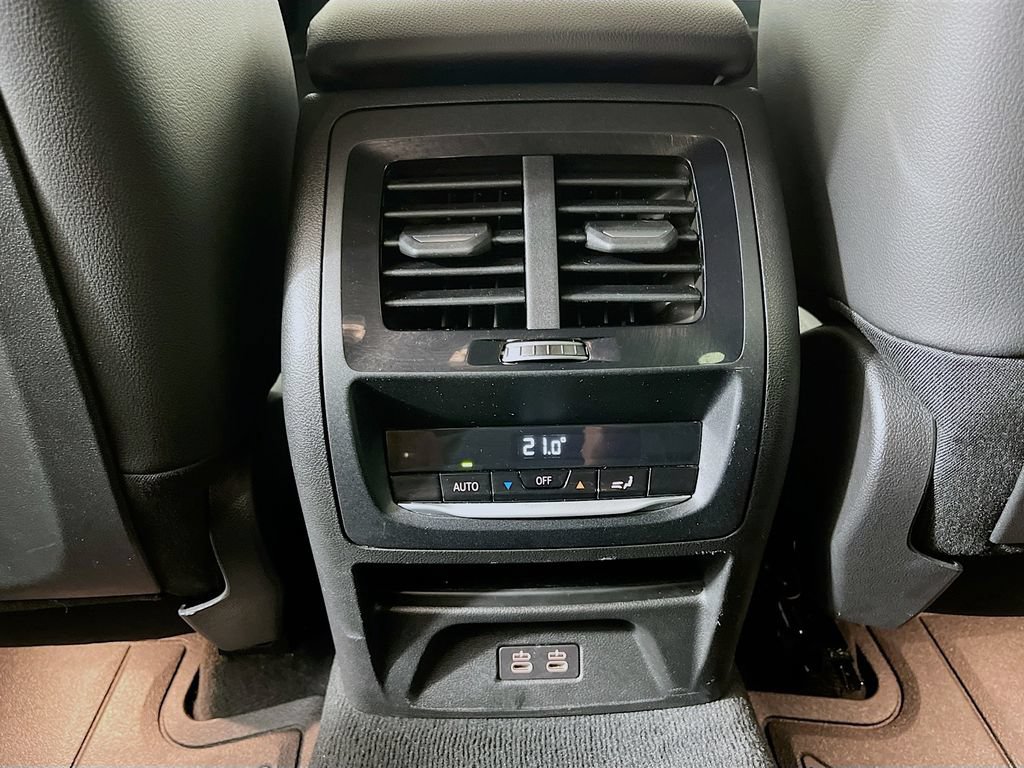 Used 2024 BMW X3 xDrive30i AWD/4WD image 33