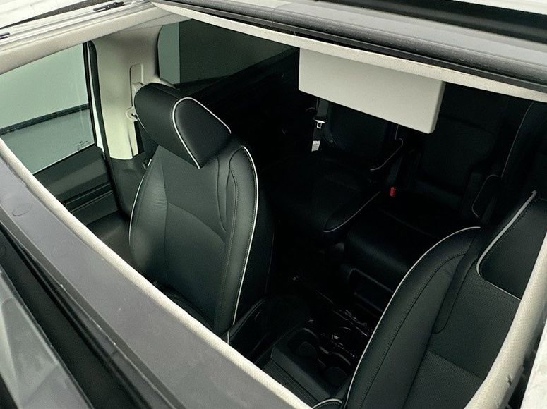 New 2026 Honda Odyssey Elite image 31