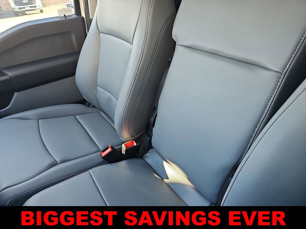 New 2025 Ford F550 2WD Regular Cab Super Duty image 23