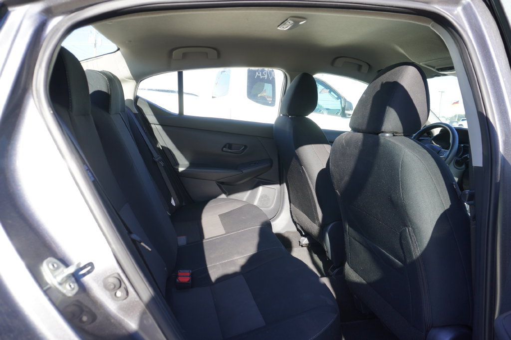 Used 2024 Nissan Sentra SV FWD image 7