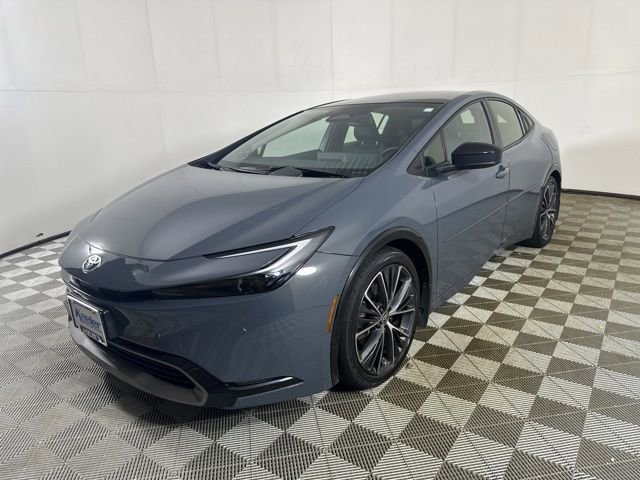 Used 2024 Toyota Prius Limited AWD/4WD image 3