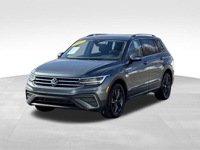 Used 2023 Volkswagen Tiguan SE image 9