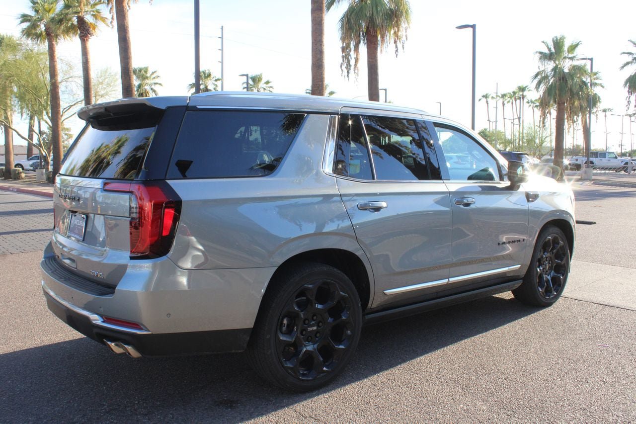Used 2026 GMC Yukon Denali AWD/4WD image 5