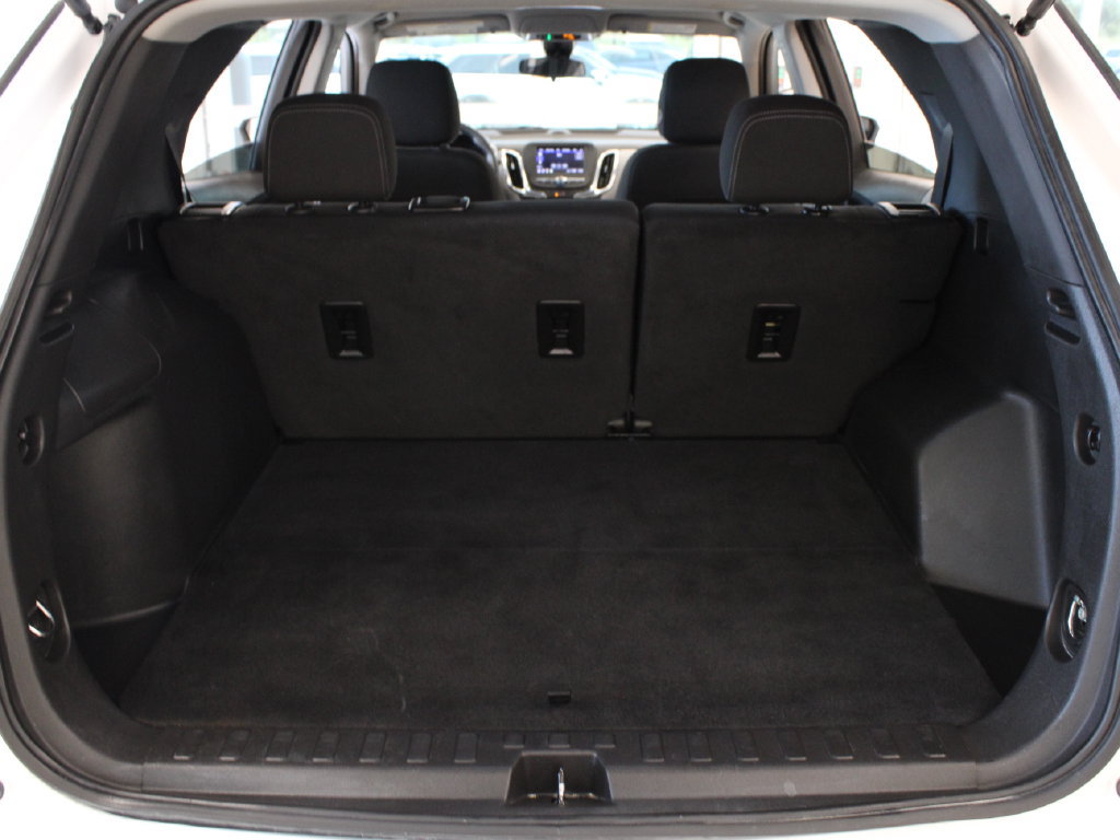 Used 2023 Chevrolet Equinox LS w/ LS Convenience Package FWD image 30
