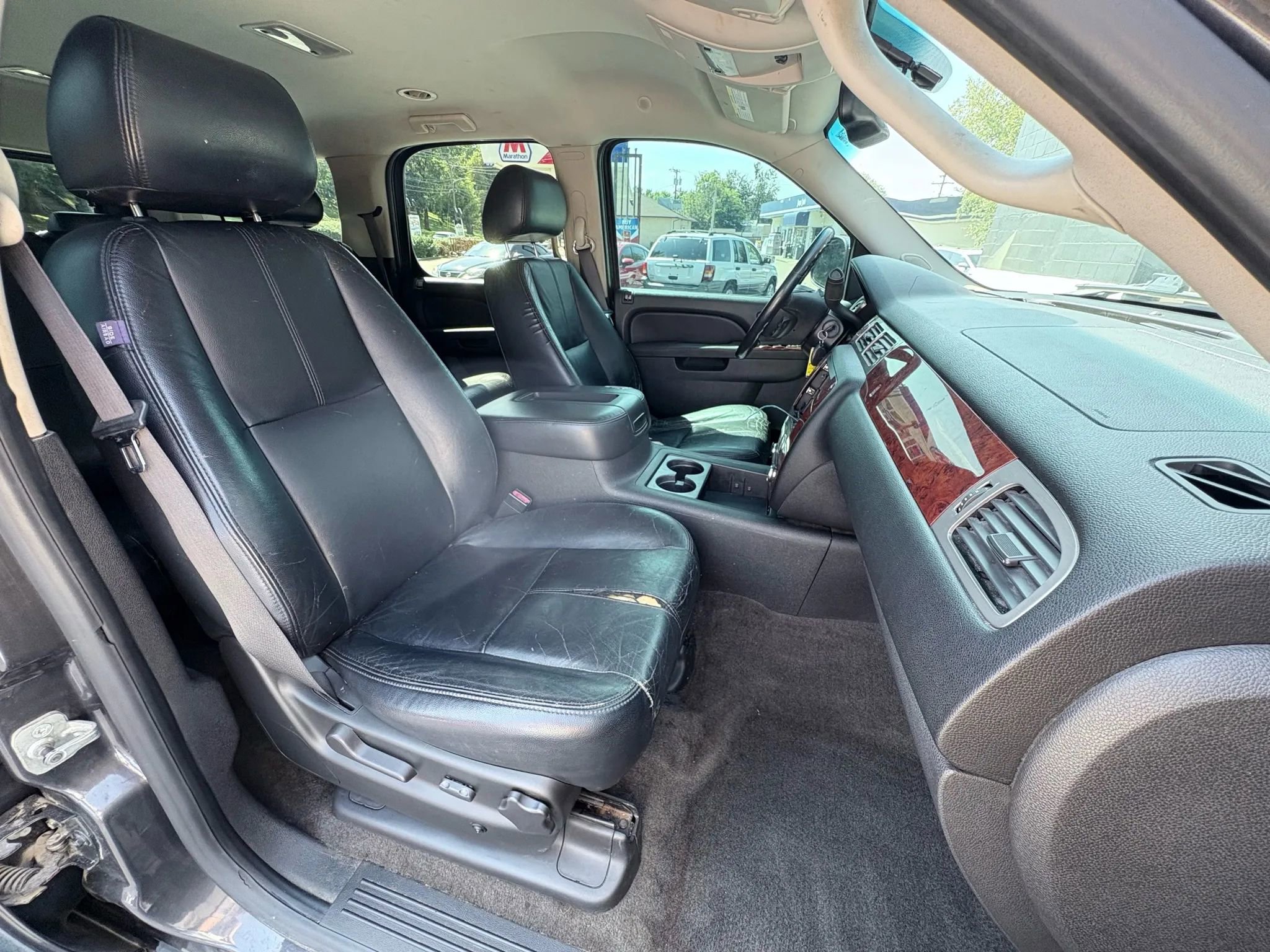 Used 2010 Chevrolet Tahoe LS w/ Regional Value Package image 24