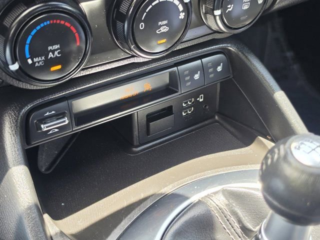Used 2021 MAZDA MX-5 Miata RF Club RWD image 21