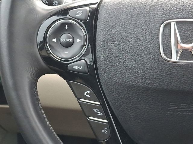 Certified 2017 Honda Accord EX-L image 17
