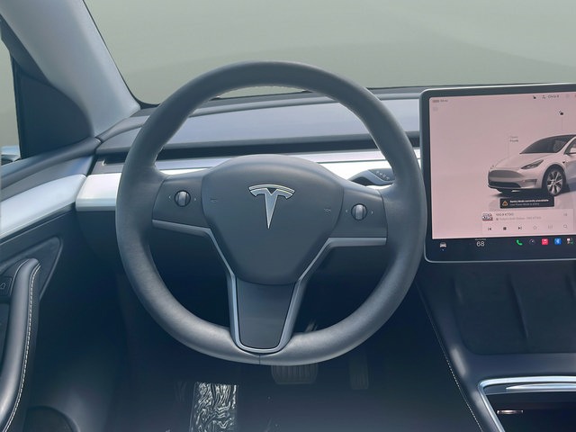 Used 2023 Tesla Model Y Long Range AWD/4WD image 10
