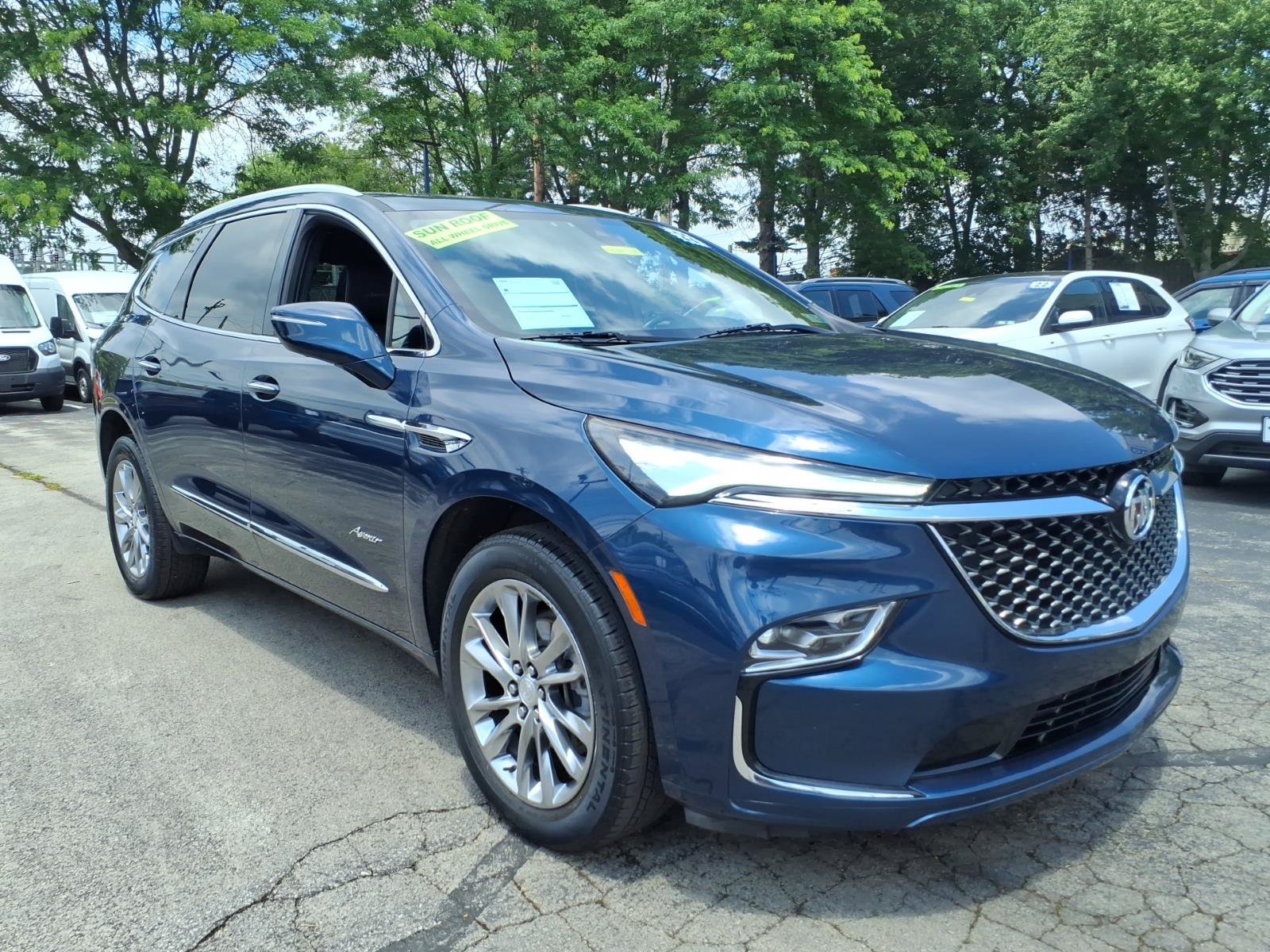 Used 2022 Buick Enclave Avenir w/ Avenir Technology Package AWD/4WD image 1
