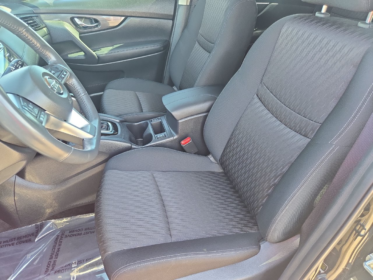 Used 2017 Nissan Rogue SV FWD image 14