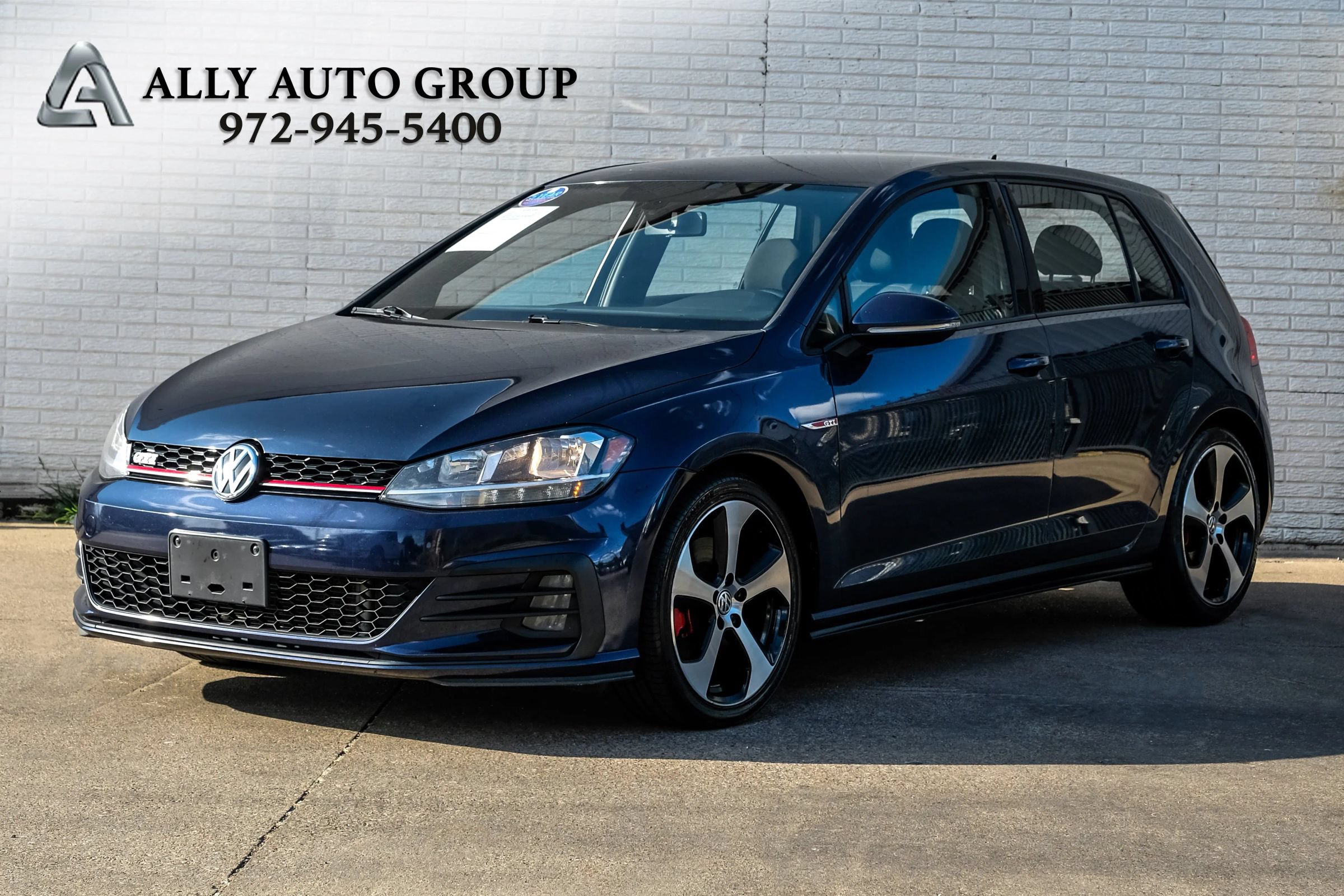 Used 2018 Volkswagen GTI SE FWD image 1