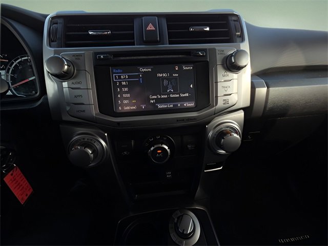 Used 2016 Toyota 4Runner SR5 Premium image 19