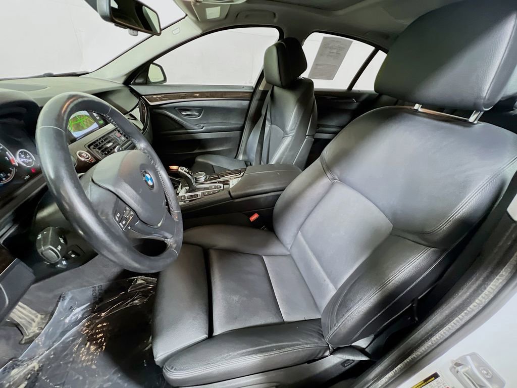 Used 2016 BMW 535i xDrive Sedan AWD/4WD image 18