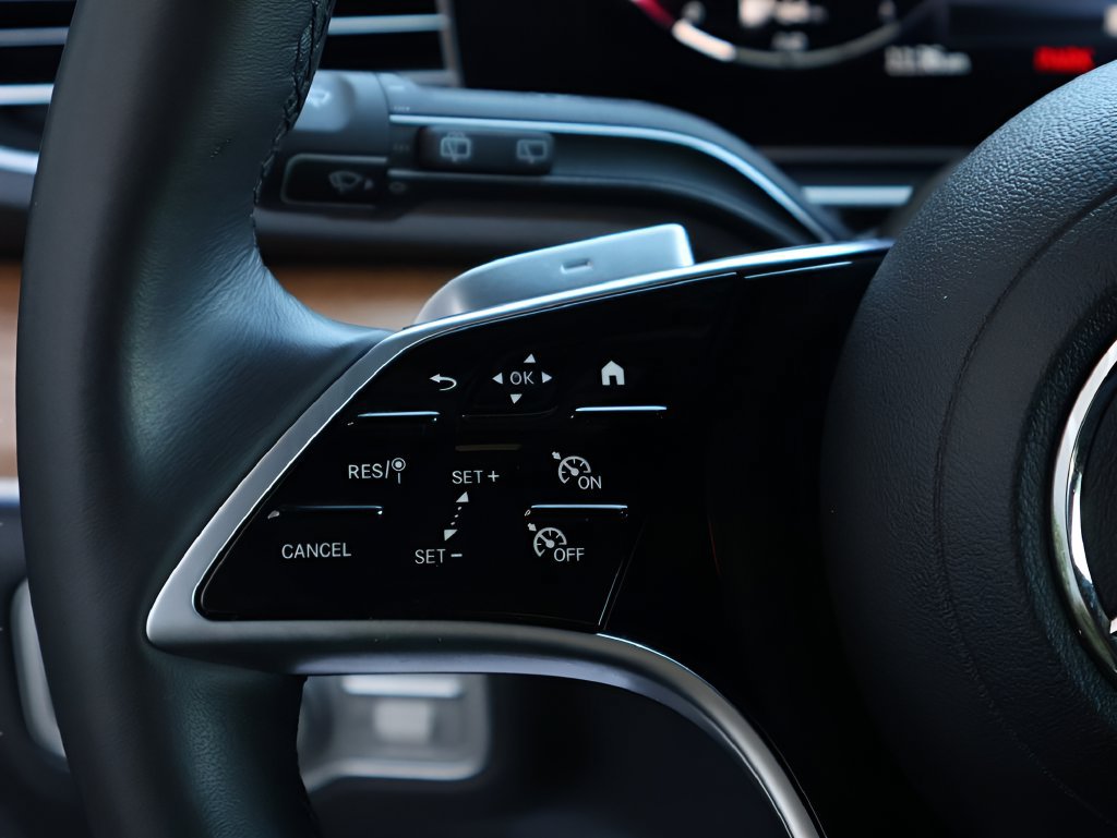 Certified 2025 Mercedes-Benz GLE 350 4MATIC image 33