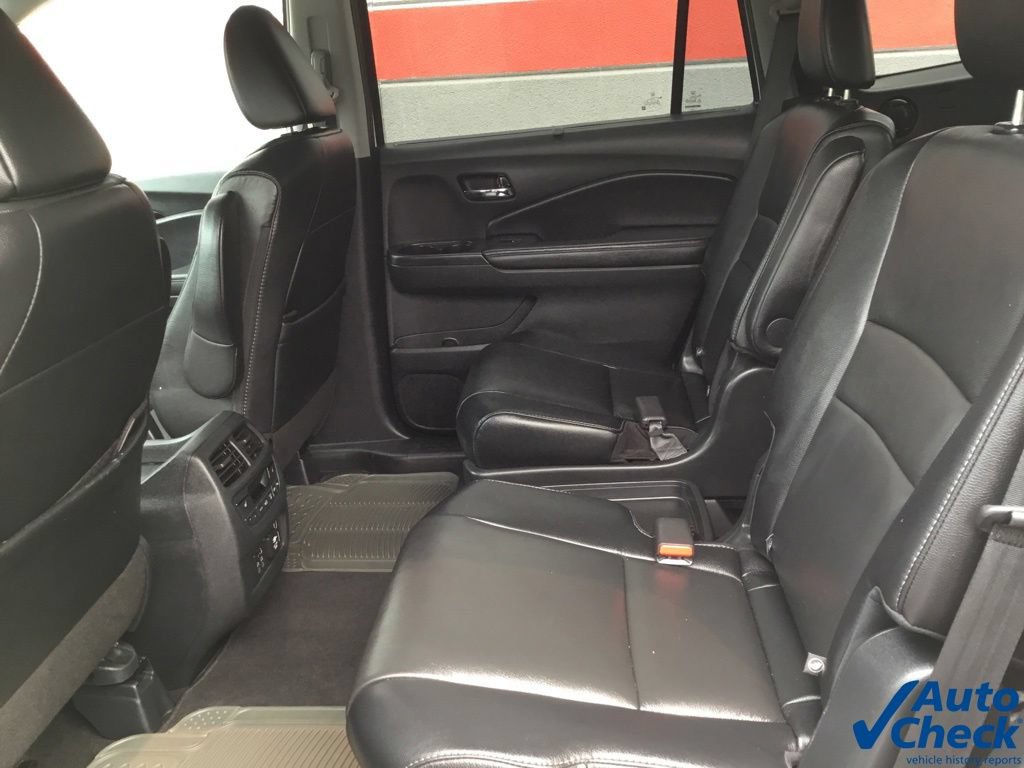Used 2021 Honda Pilot Touring image 30