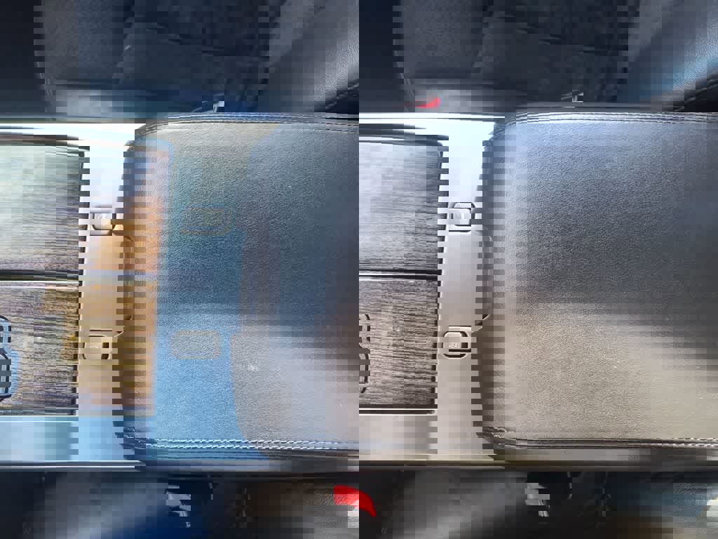 Used 2006 Cadillac XLR V image 19