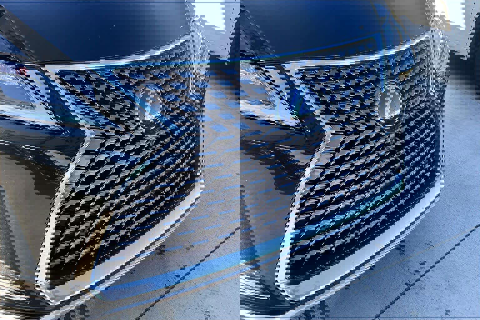 Used 2021 Lexus RX 450h AWD w/ Premium Package image 29