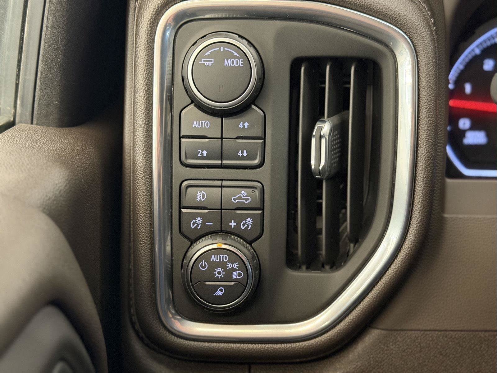 Used 2022 Chevrolet Silverado 3500 LT w/ All Star Edition AWD/4WD image 39