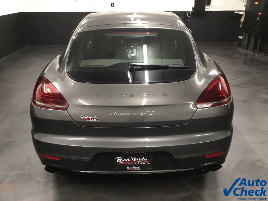 Used 2016 Porsche Panamera GTS image 9