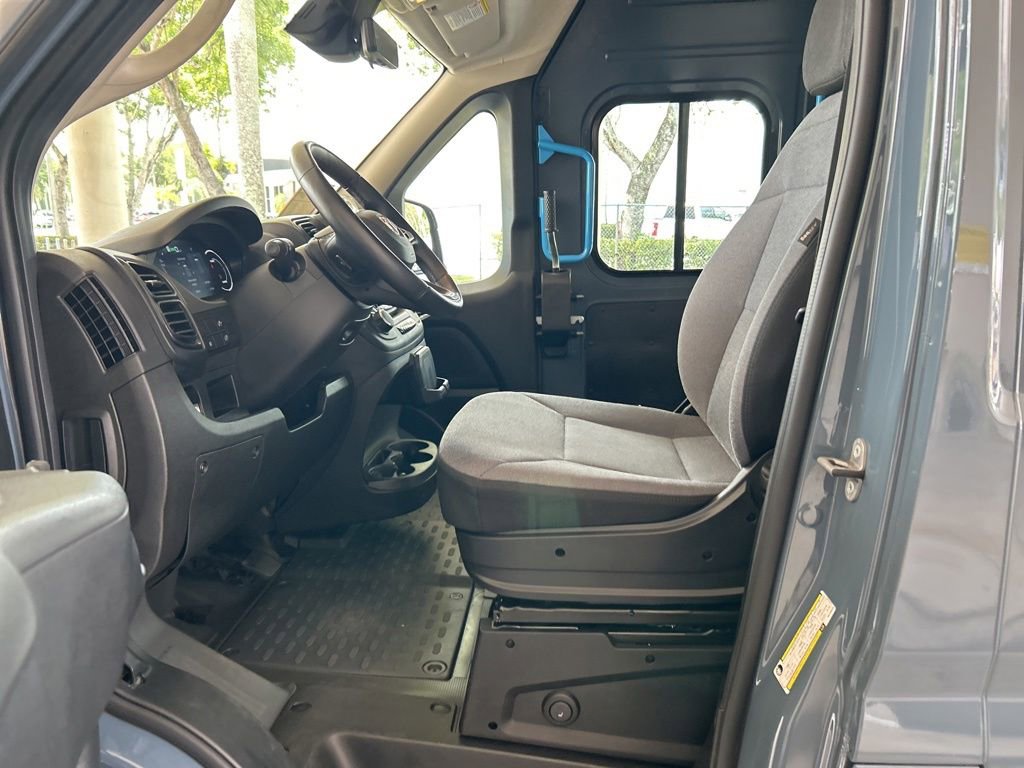Used 2024 RAM ProMaster 3500 FWD image 5