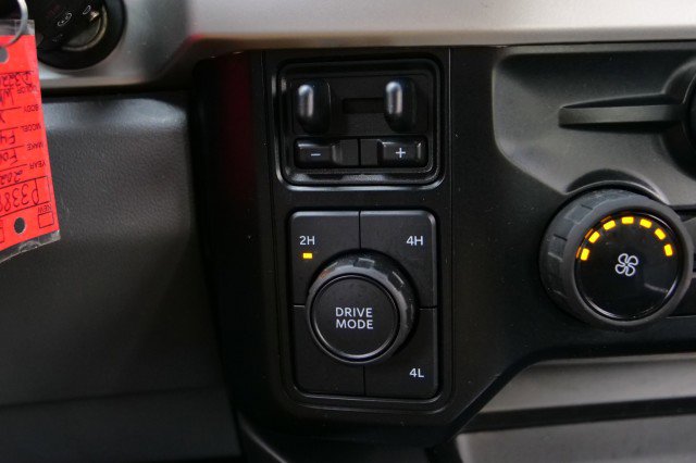 Used 2023 Ford F450 XLT w/ XLT Value Package image 18