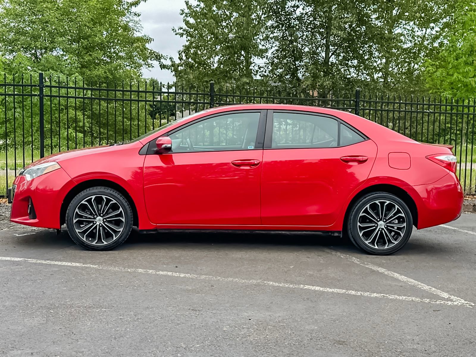 Used 2016 Toyota Corolla S FWD image 6