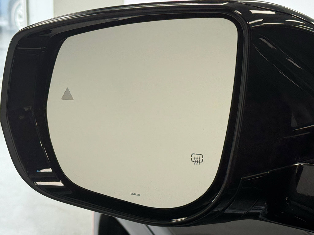 Used 2024 Jeep Grand Cherokee L Laredo image 13