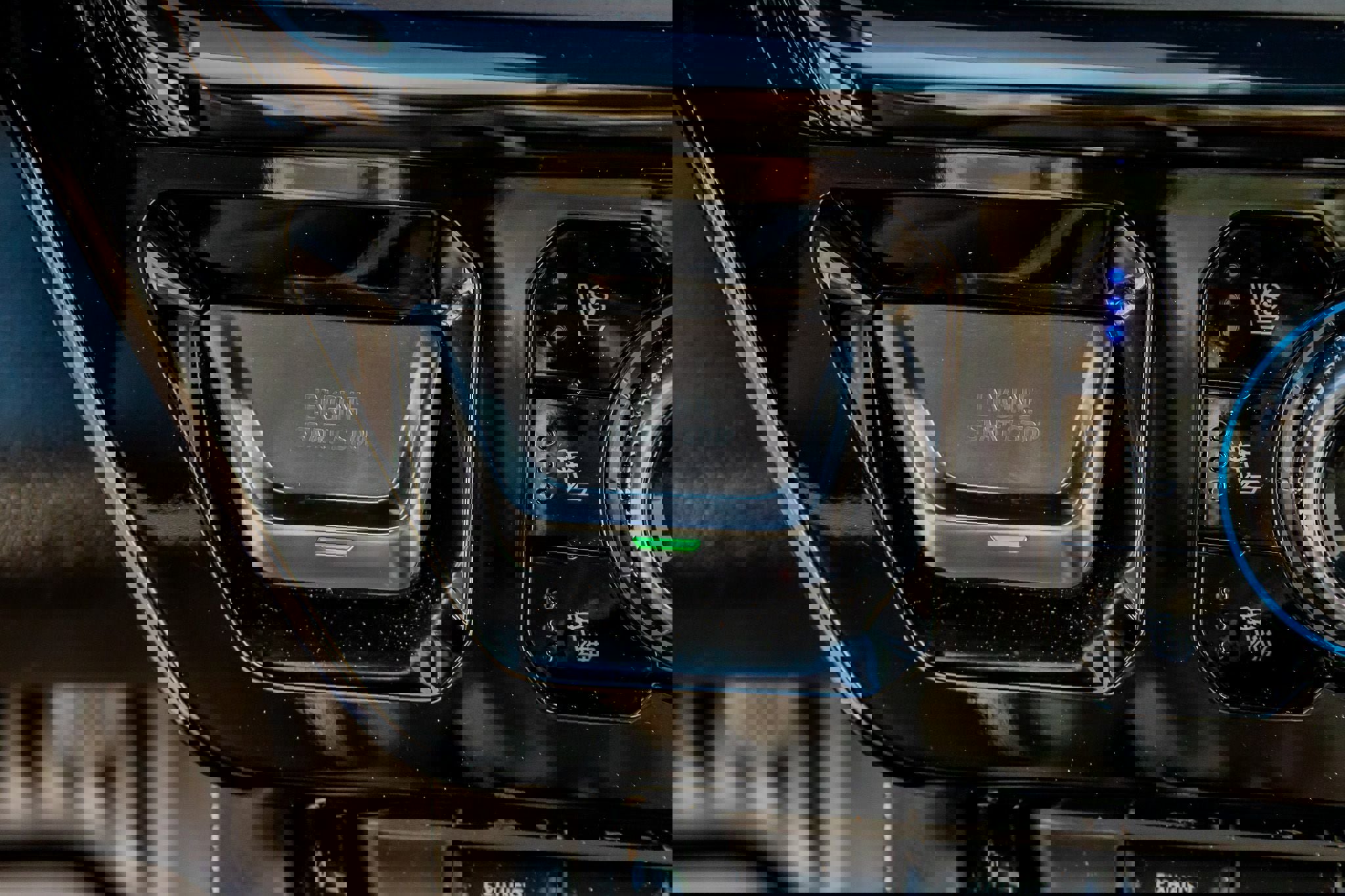 Used 2025 GMC Sierra 2500 AT4X w/ Snow Plow Prep/Camper Package image 26