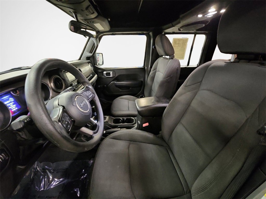 Used 2019 Jeep Wrangler Unlimited Sport image 12