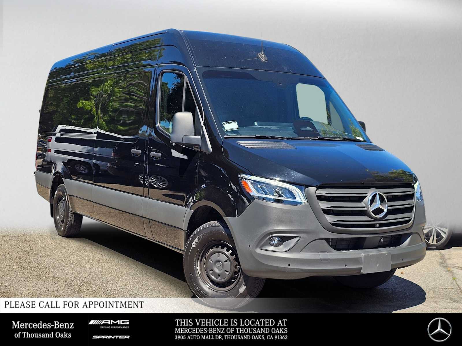 Used 2025 Mercedes-Benz Sprinter 2500 image 1