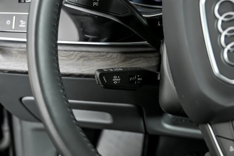 Used 2020 Audi Q8 Prestige AWD/4WD image 26