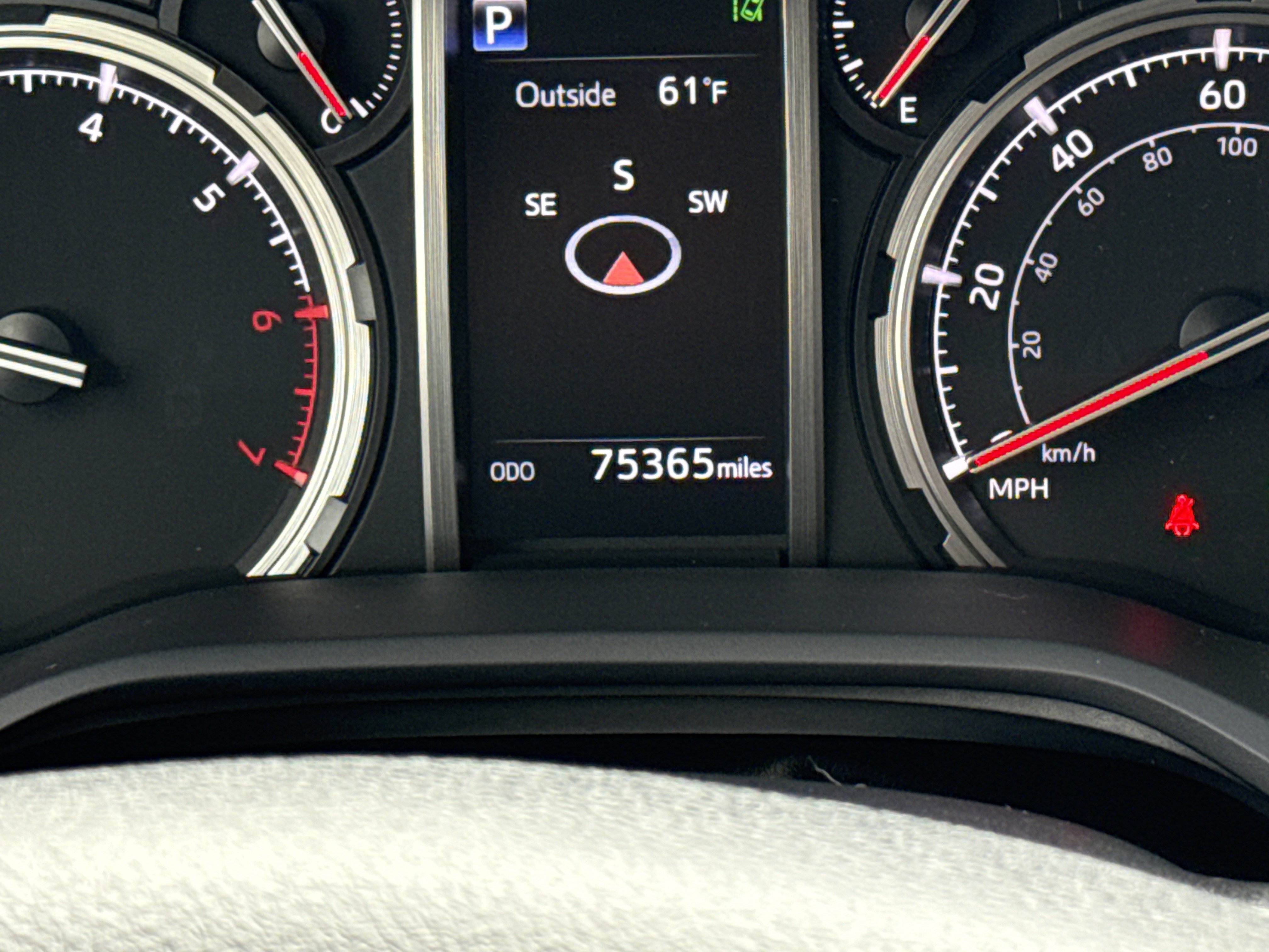 Used 2022 Toyota 4Runner Limited image 12