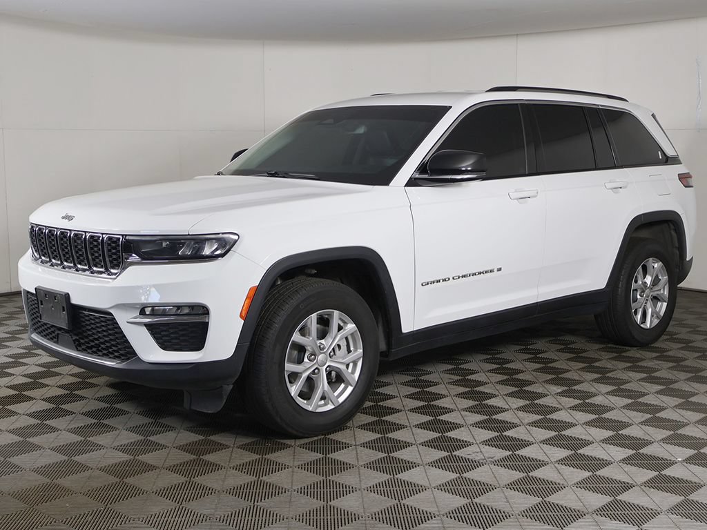 Used 2023 Jeep Grand Cherokee Limited AWD/4WD image 9