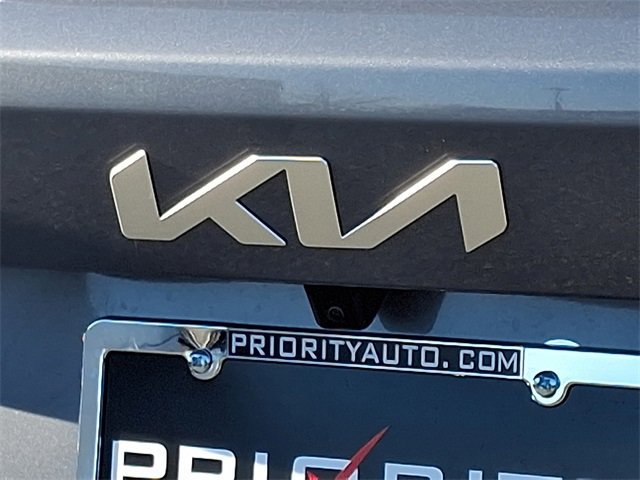 Used 2025 Kia Sorento S image 32