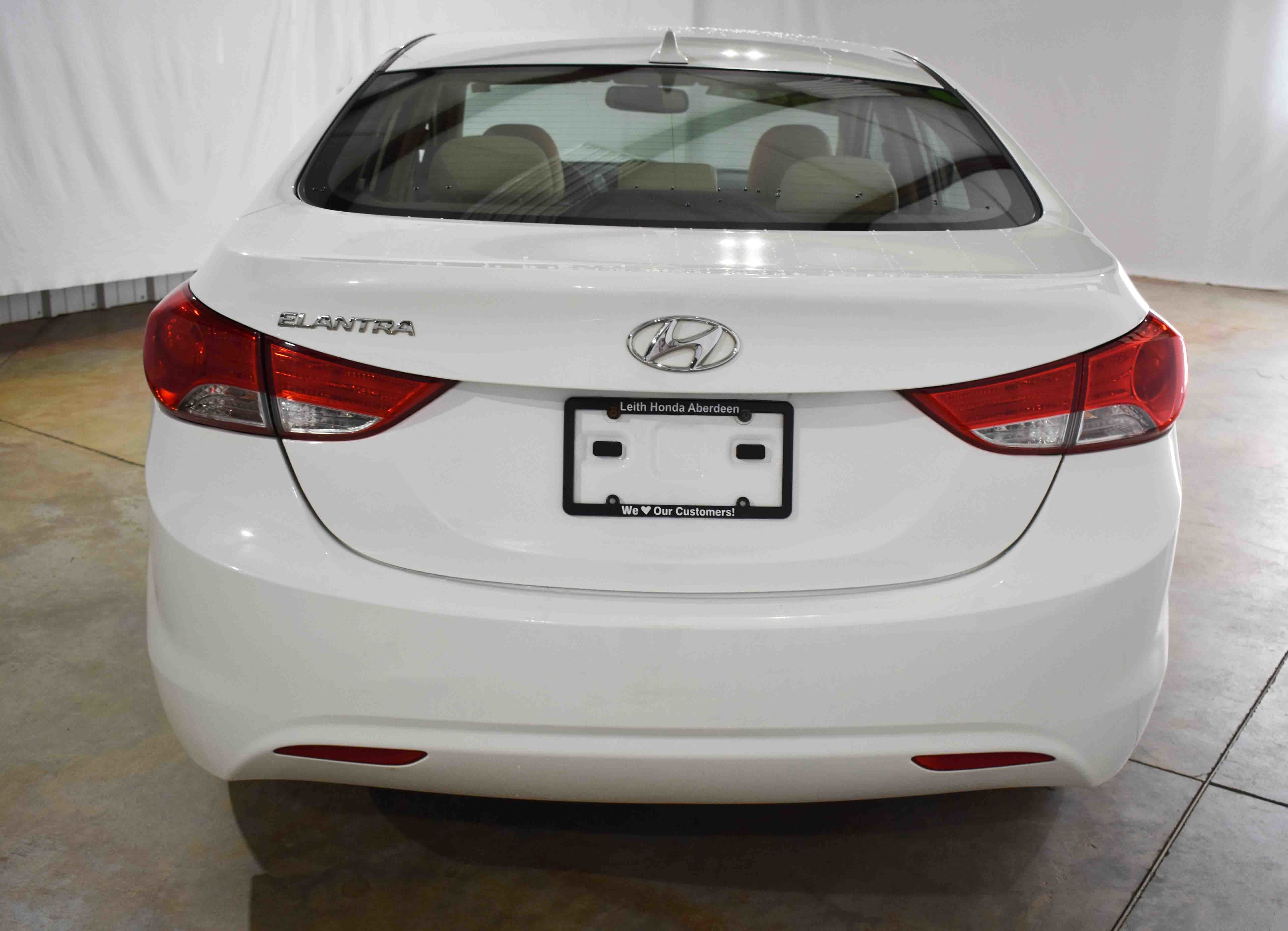 Used 2013 Hyundai Elantra GLS image 8