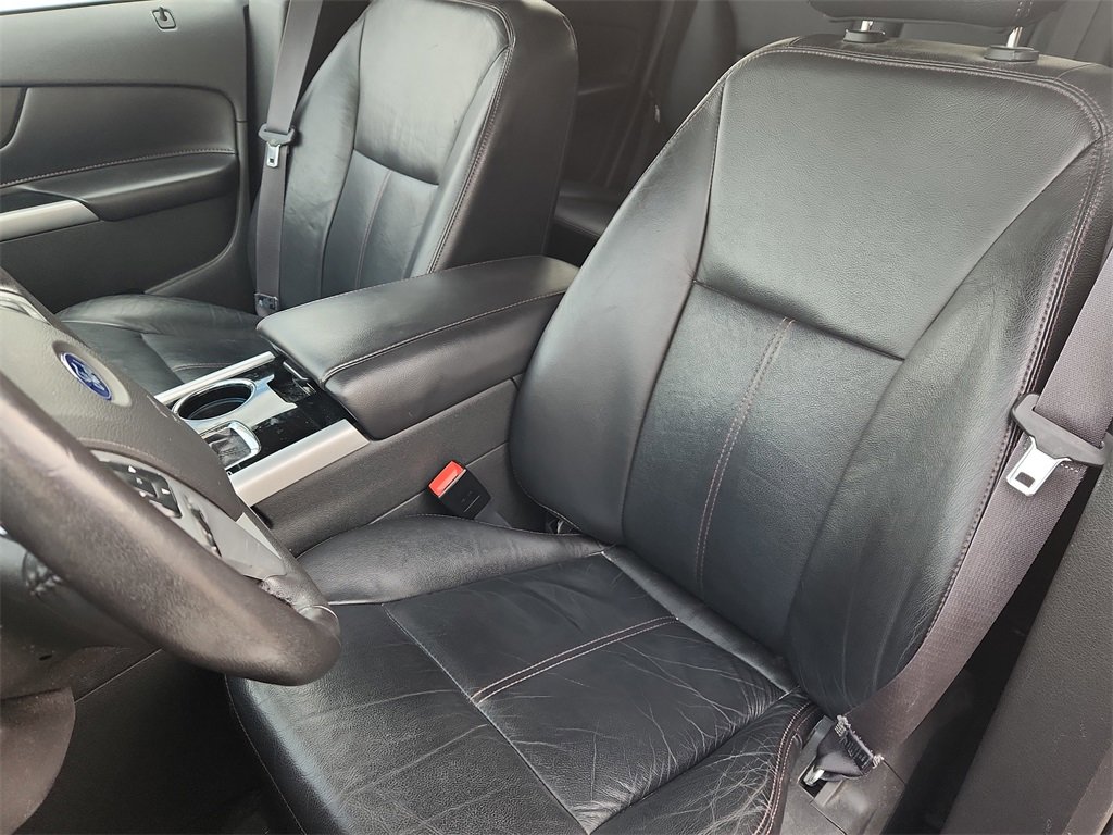 Used 2014 Ford Edge Limited image 16