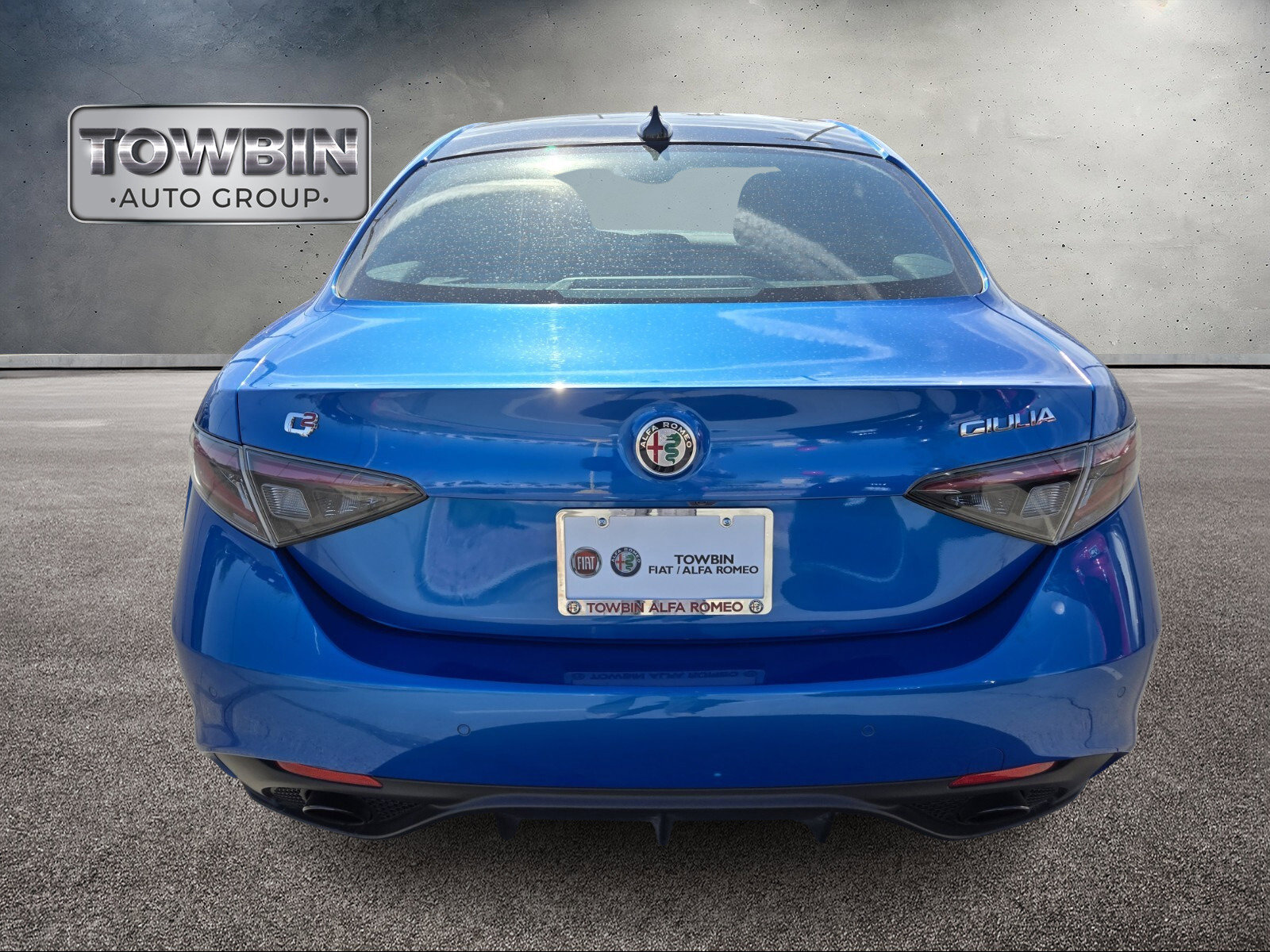 Used 2024 Alfa Romeo Giulia Veloce image 5